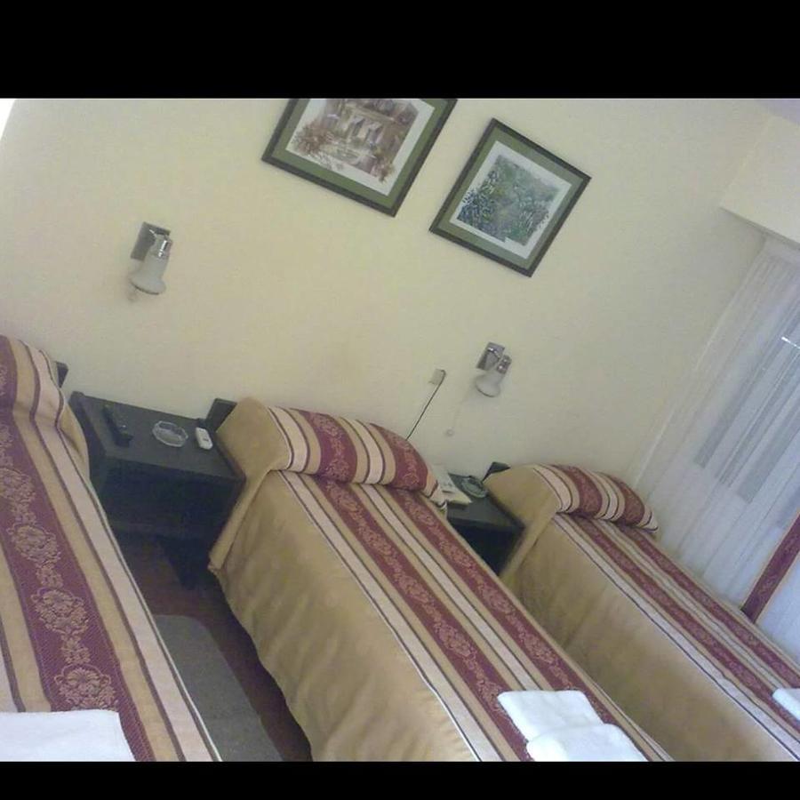 Hotel Avellaneda Avellaneda  Luaran gambar