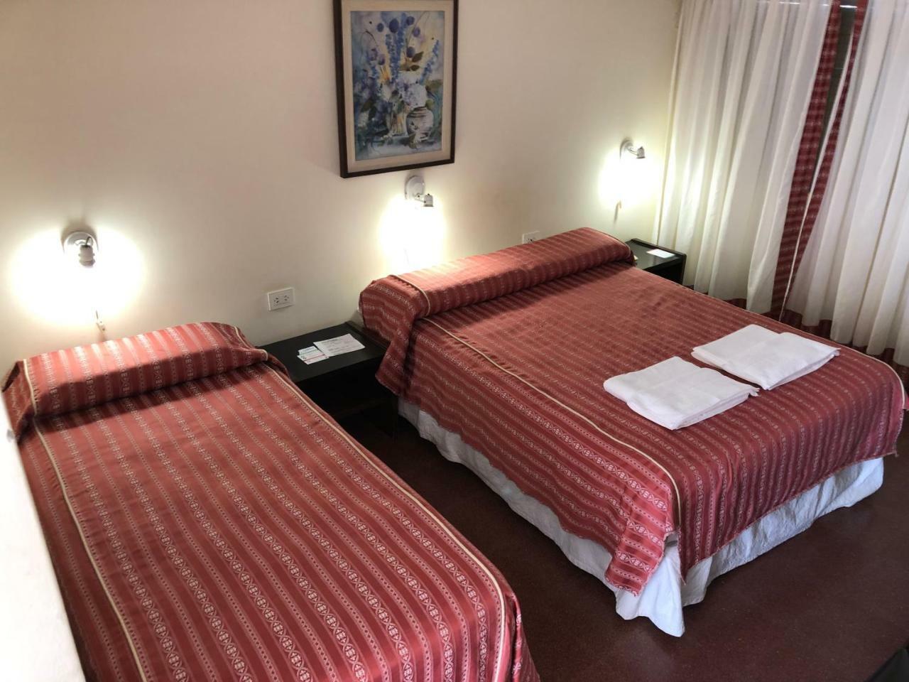 Hotel Avellaneda Avellaneda  Luaran gambar